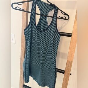 Lululemon teal striped design Tank 6